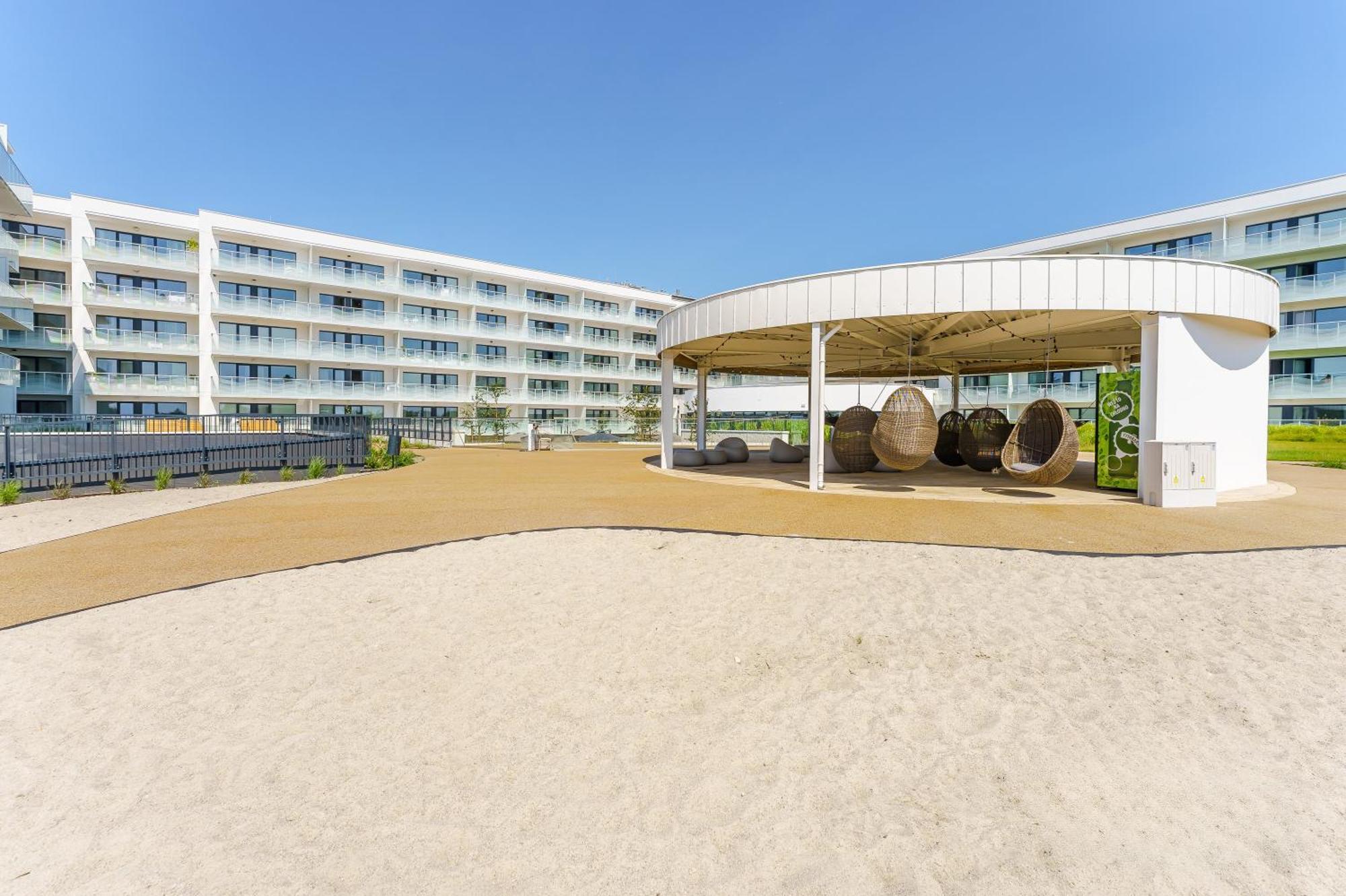 Polanki Aqua Apartamenty Nielimitowany Dostep Do Basenow Parking Free โควอบเซก ภายนอก รูปภาพ